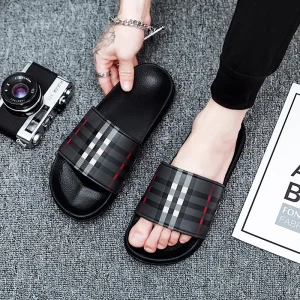 Beach Sandals Stylish Casual Men's Shoes Light Outdoor Breathable Wading Slippers Bathroom Family Men Chaussures Homme Luxe